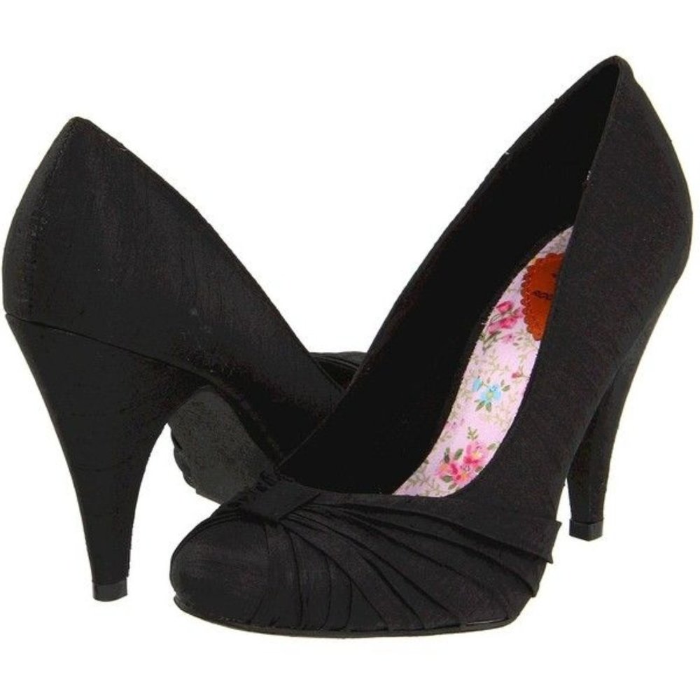 New Rocket Dog Oh Oh Sesame Thai Silk Fabric Pump
